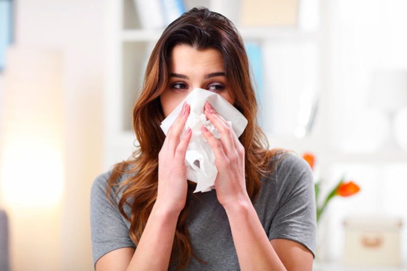 Allergie agli occhi: come si manifestano?